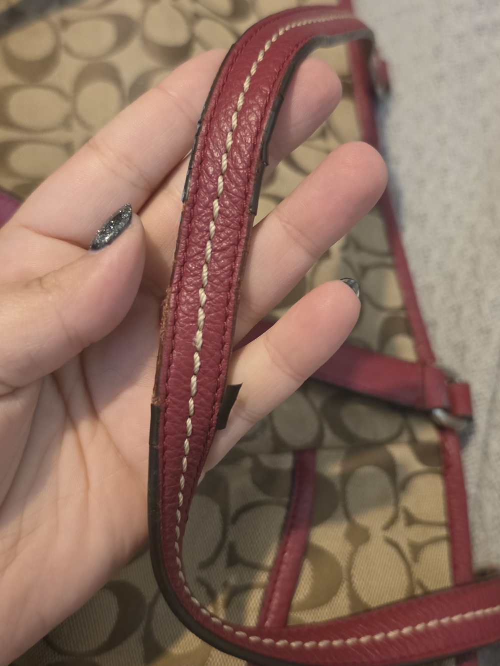 Coach Park Signature Carrie Tote Beige With Burgundy Trim - Picture 9 of 12